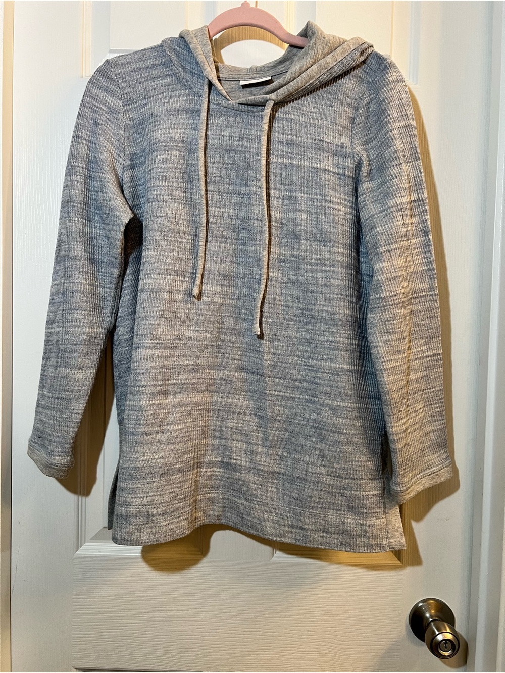 🦋 J. Jill Heathered Light Gray Hooded Knit Pullover size medium